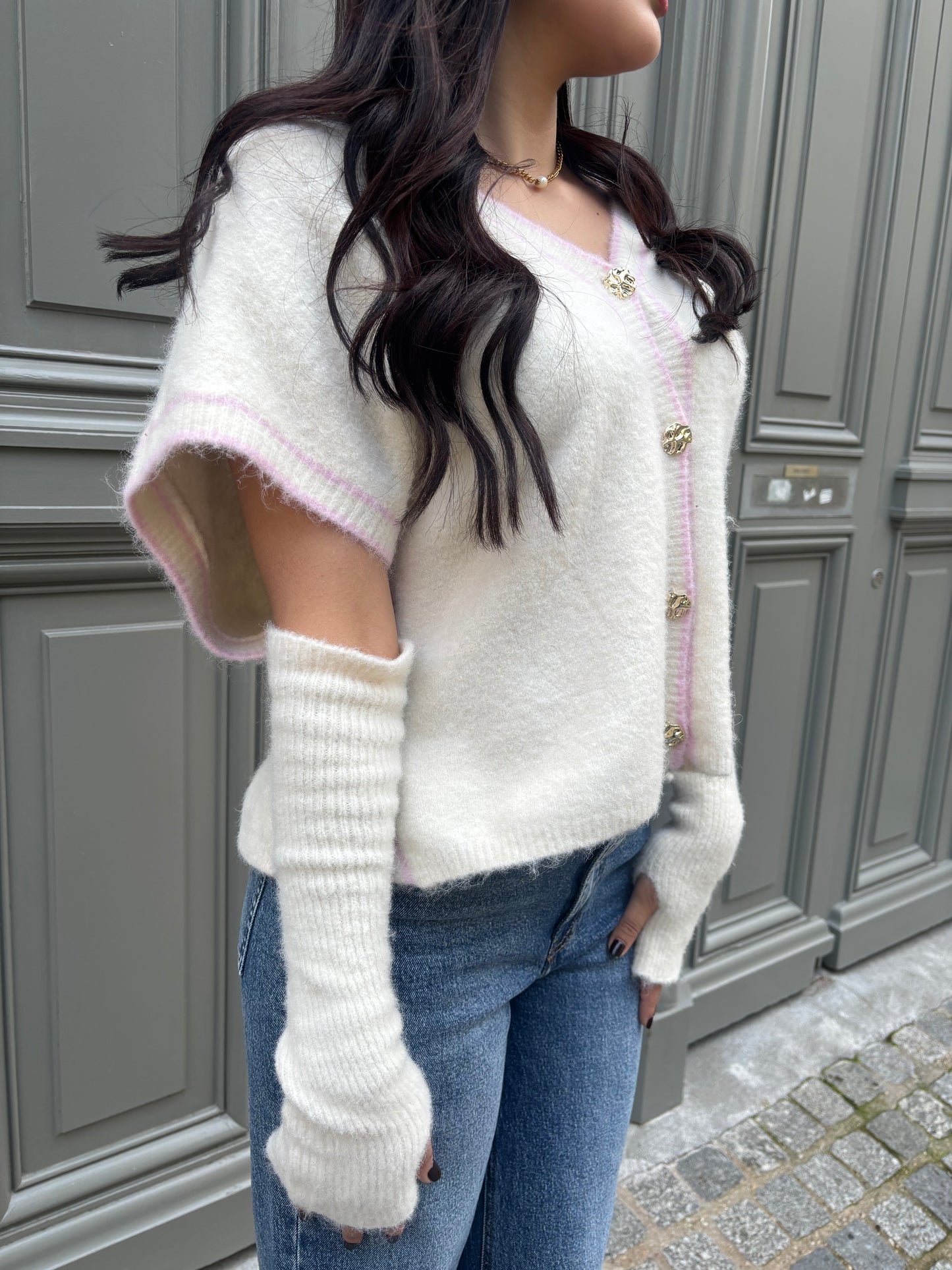 Gilet Blanc avec Couture Rose